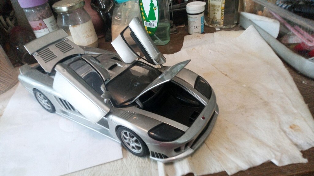 1/18 Saleen s7 - 5