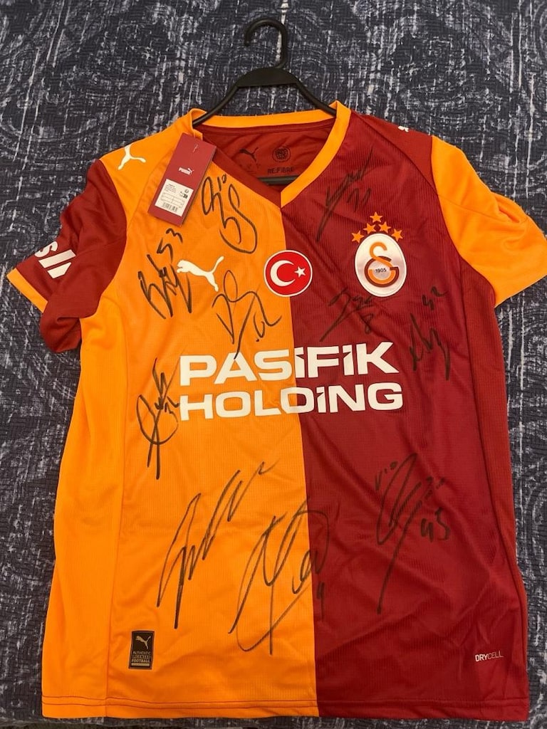 GS imzalı forma - 3