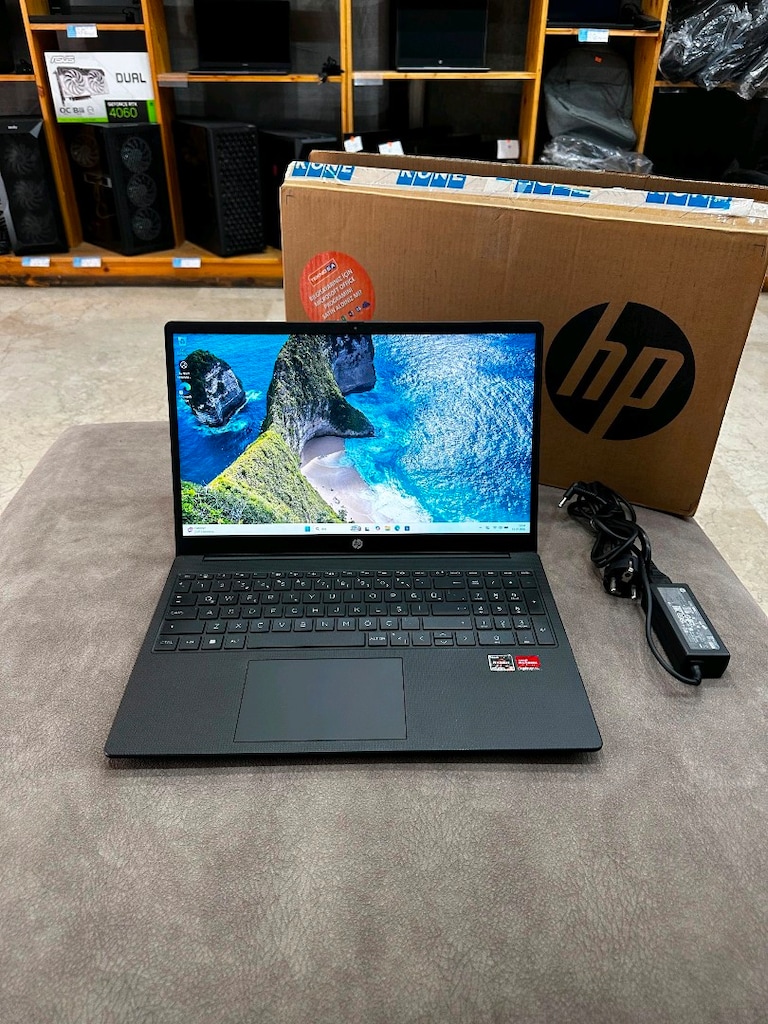 Hp laptop Ryzen 5 7520 8 GB RAM 512 GB SSD FHD 9 AY GARANTİ - 6