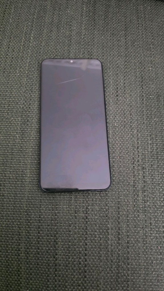 Samsung Galaxy A20 cep telefonu, yurtiçi ve sorunsuz - 4