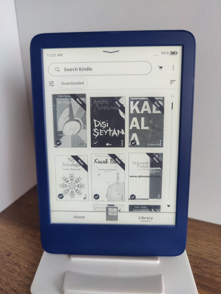 AMAZON KİNDLE PAPERWHİTE 5 11. NESİL 16 GB + 4200 ADET KİTAP ARŞİVİ - 3