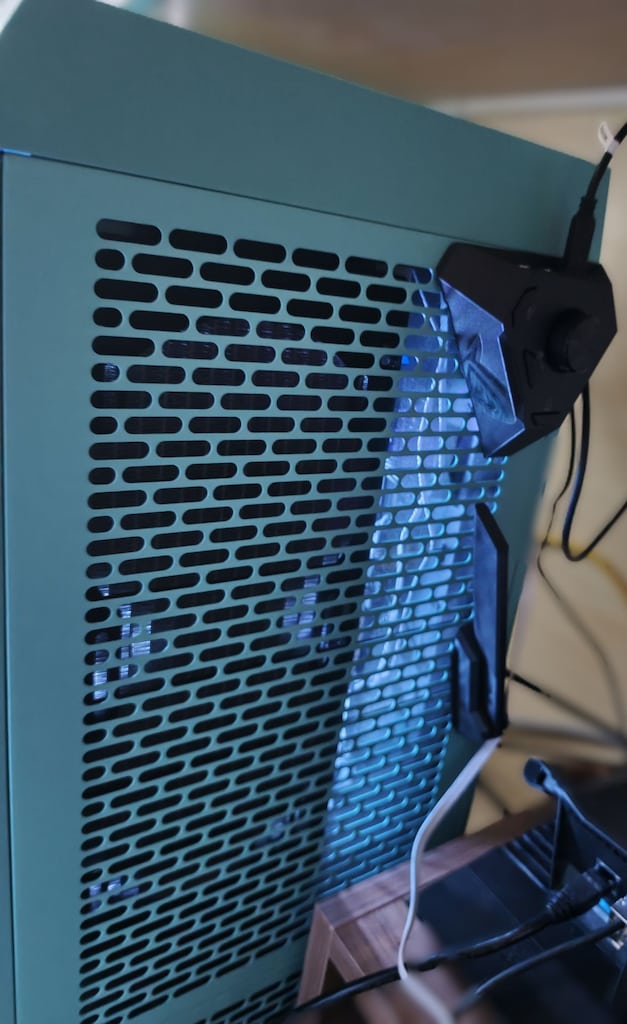 ÜST SEVİYE MINI-ITX WORKSTATION AI GAMING SİSTEM - 3