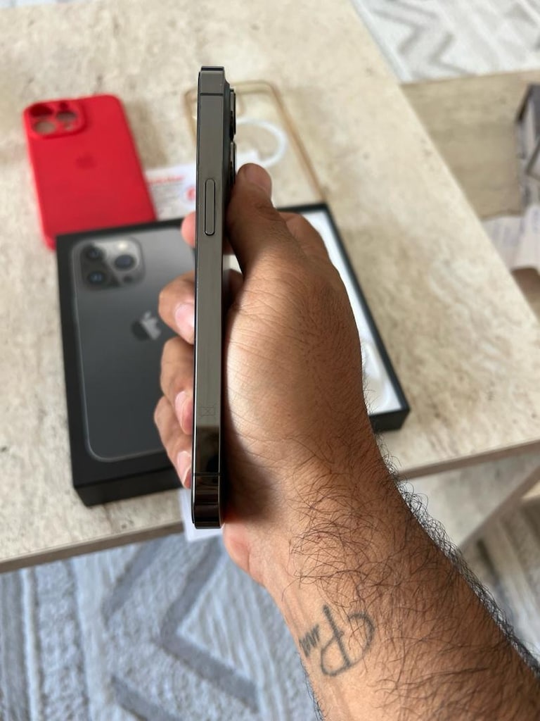 Yurtiçi 13pro 256 gb pil 78 kutu faturalı sıfır gibi - 3