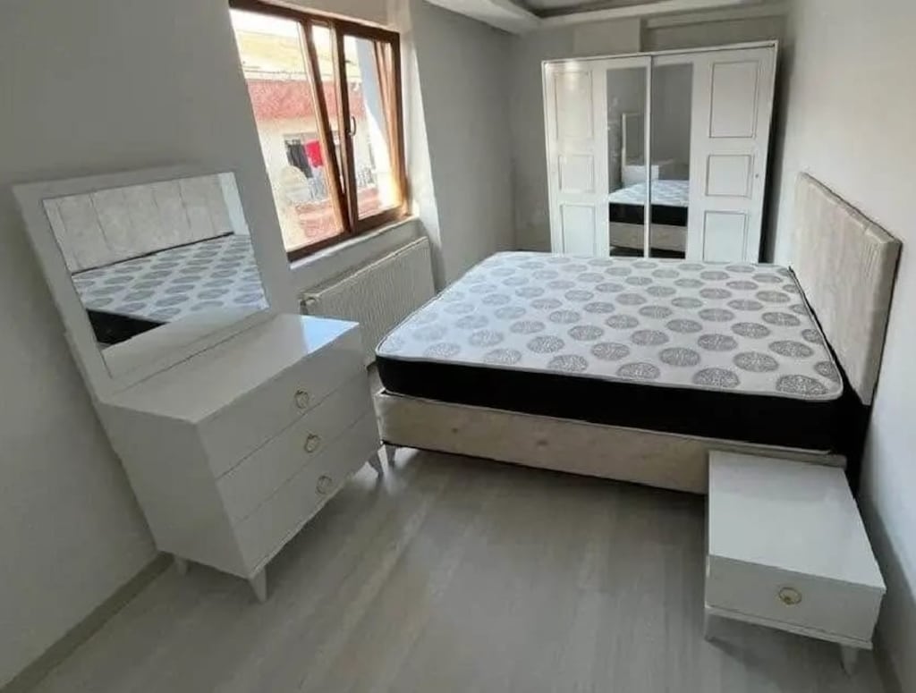 Sıfır Yatak Odası Takımı 3 Çekmeceli Aynalı Şifonyer - 5