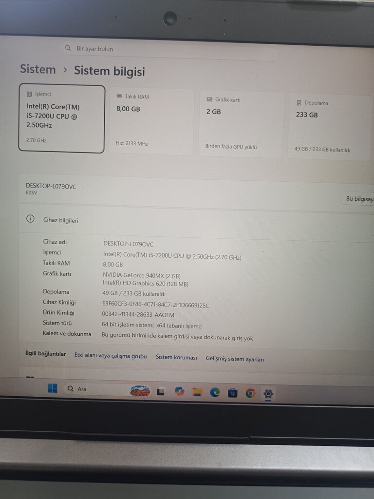 LENOVO İ5 7200U İŞLEMCİ + 2GB HARİCİ EKRAN KARTI + 8GB DDR4 RAM - 17