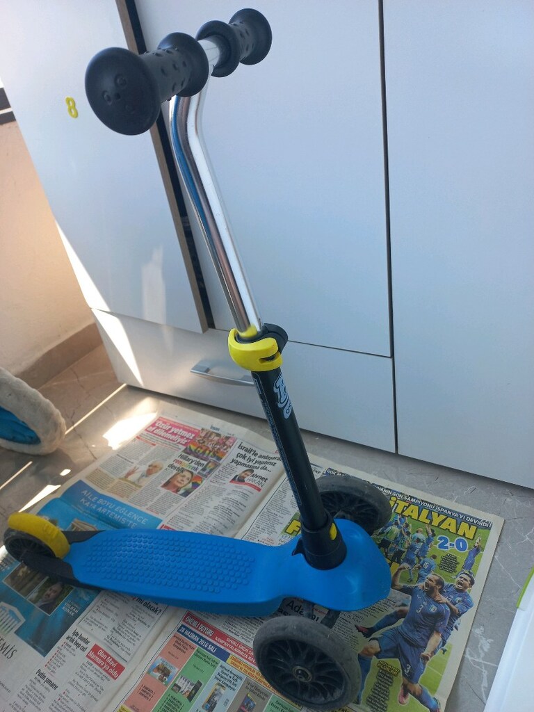 Oxelo Scooter - 2