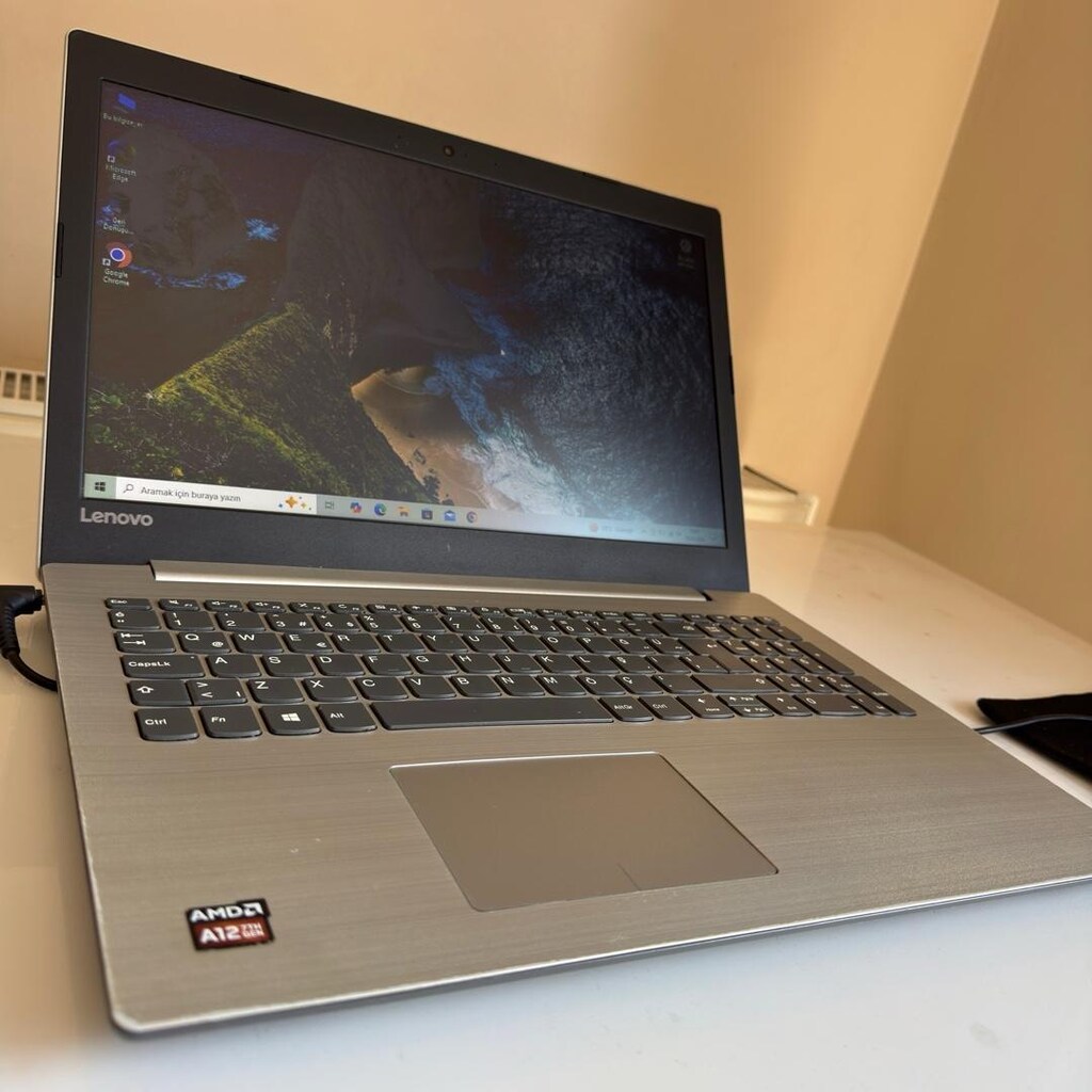Lenovo IdeaPad 320 | AMD A12 | 8 GB RAM | 1 TB HDD | Temiz ve Sorunsuz - 2