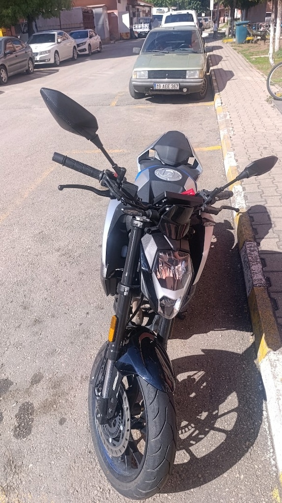 CF MOTO 250 NK - 4