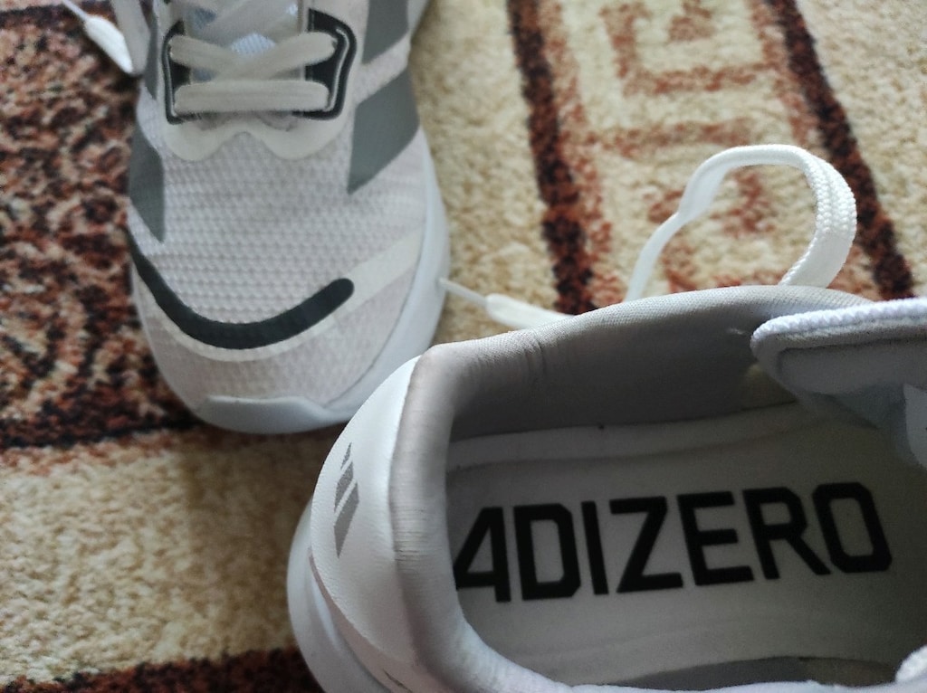 ADİZERO marka spor ayakkabıyeni 40, no - 3