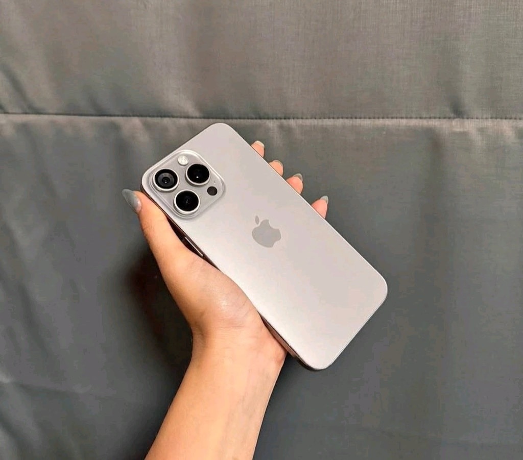 15 promax 256 gb
