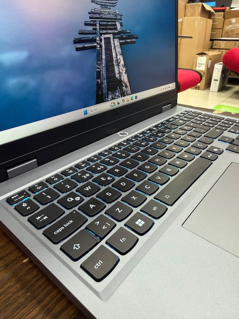 LENOVO LOQ RYZEN 7-250M 16 GB RAM 512 GB SSD RTX 5060 E.K - 3