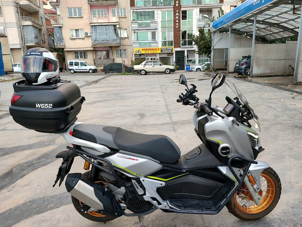 RKS REALE X 125 - 11