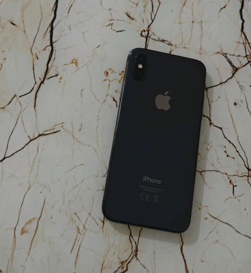 iPhone X 64 - 2