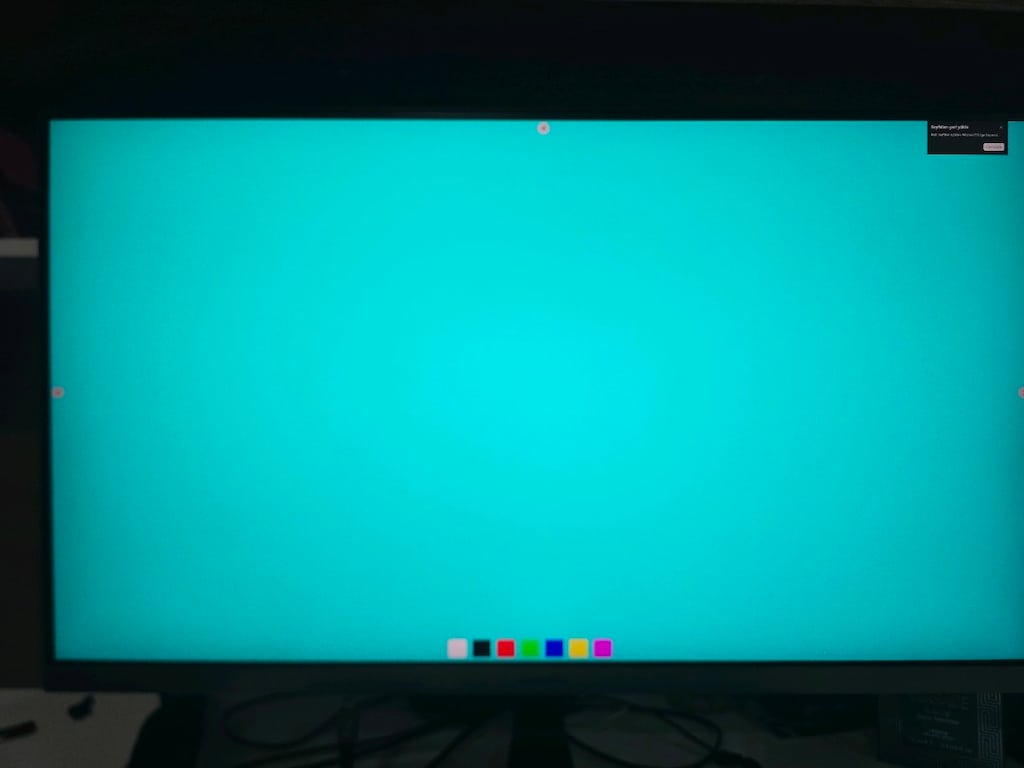 Samsung 4k Monitör 28 inç, sorunsuz U28R550UQM - 4