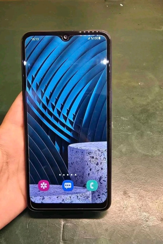 SAMSUNG A10 32GB - 2