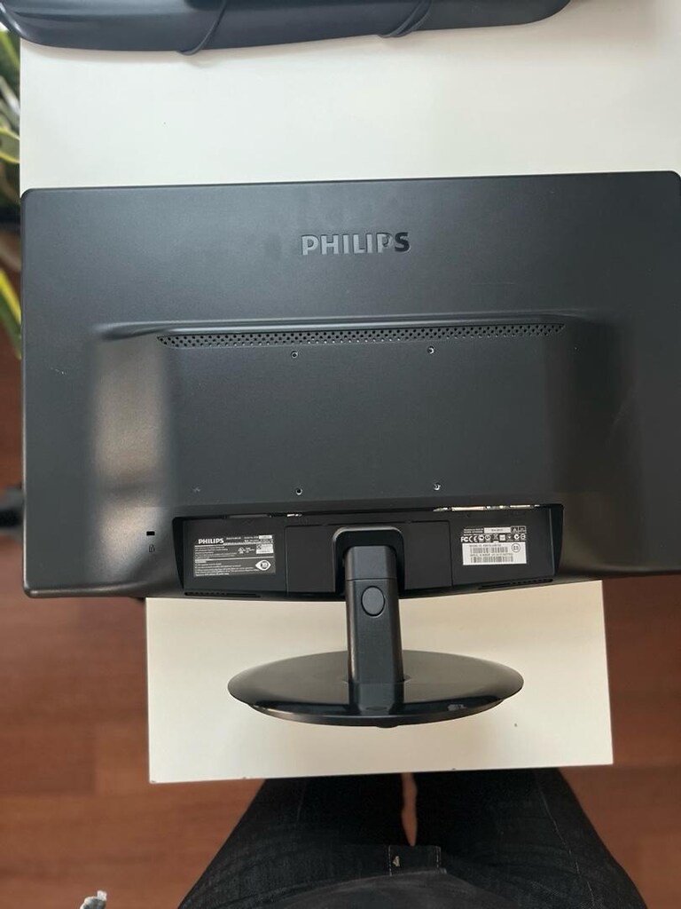 PHILIPS 226V3L 21.5” LED MONİTÖR – TEMİZ, SORUNSUZ - 2