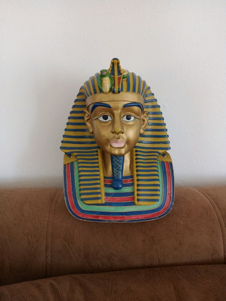 Mısır'dan alınma Firavun Tutankhamun büstü. - 19