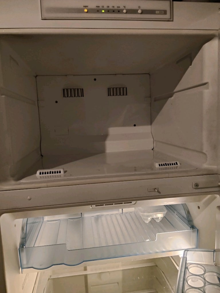 Profilo Buzdolabı Açıklama Oku - 8