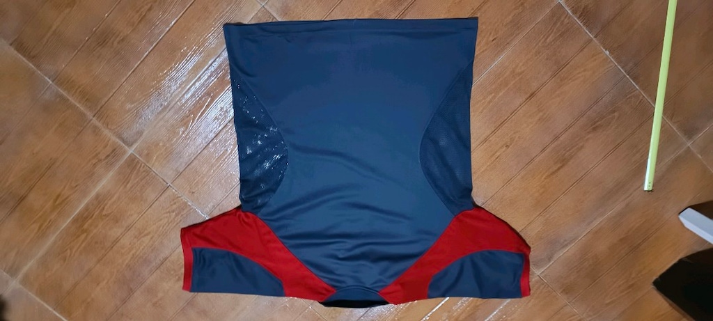 Lotto likralı tshirt.. Bir koltuk altı uçtan diğer uca yanlamasına - 10