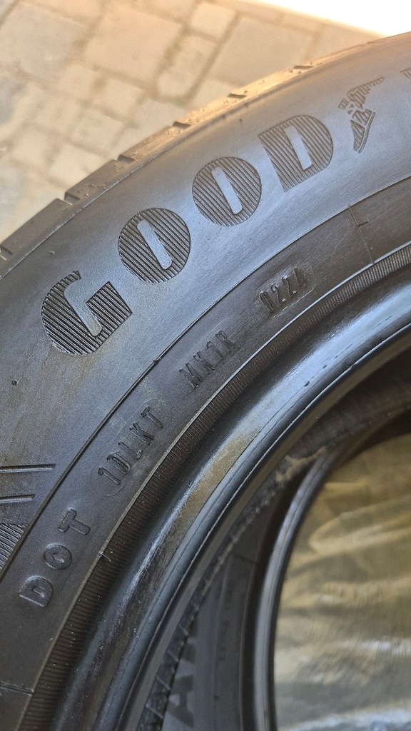 215 60 17 goodyear çıkma lastik - 12