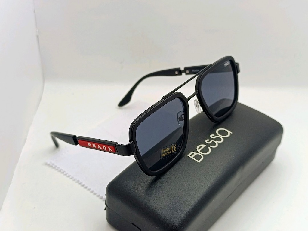 SIFIR KUTUDA, PRADA UV400 FİLTRELEME (REPLİCA)