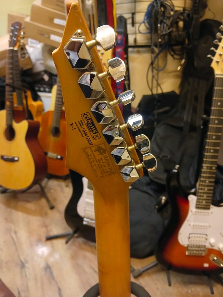 Cort X1 HH Mat siyah cok temiz sorunsuz elektro gitar.. - 4