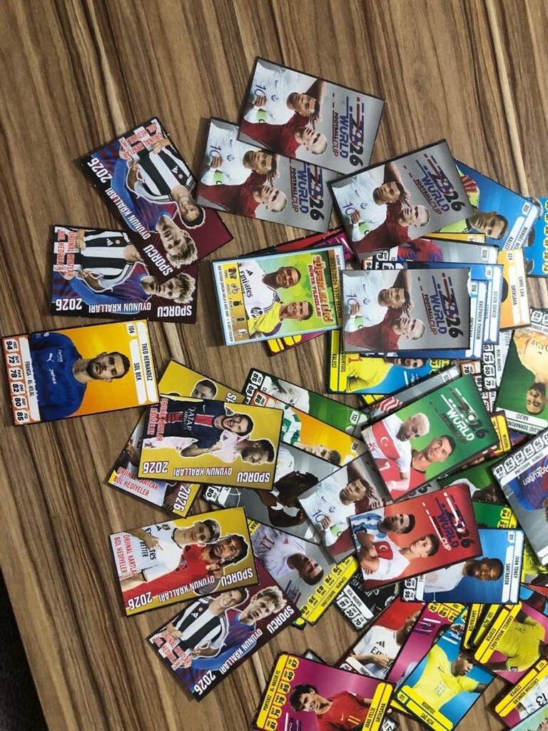 futbolcu kartları yeni - 2