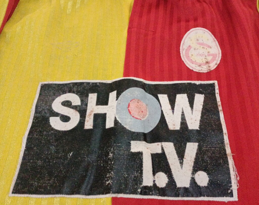 Galatasaray 92-93/93-94 Yılı Orjinal Forması - 4