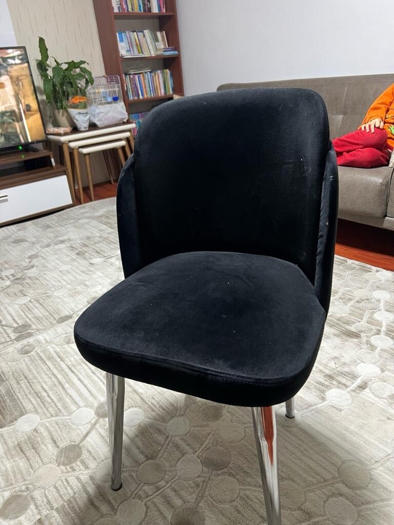 6 adet yemek masası sandalyesi. - 3