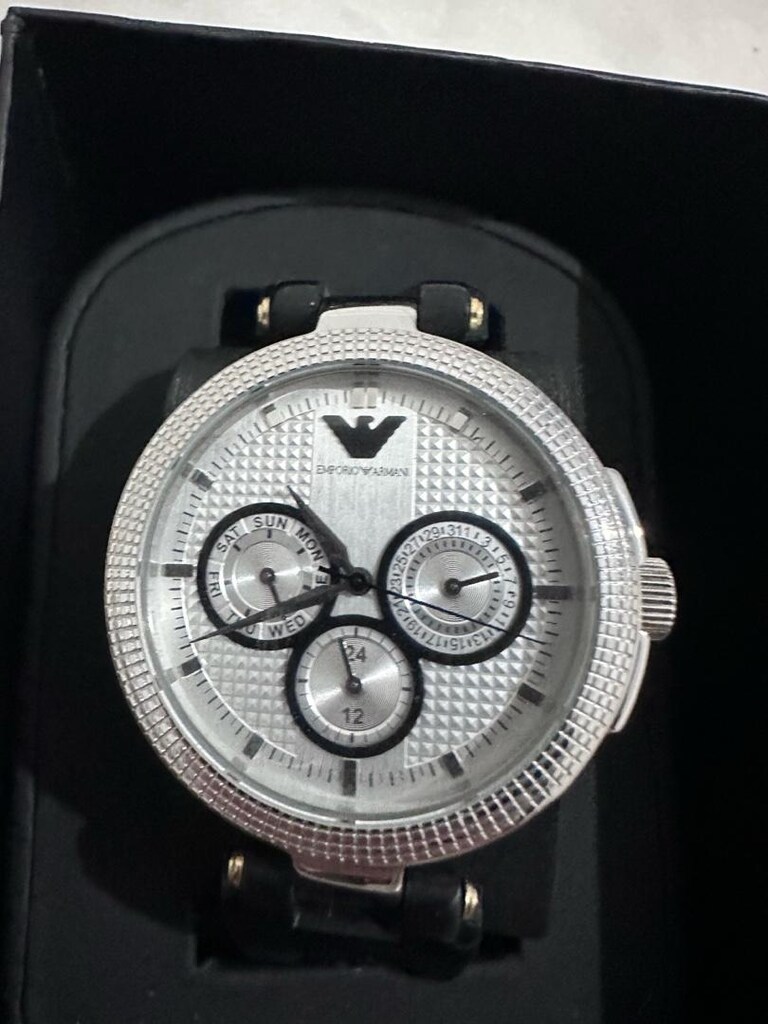 emporio armani silikon saat orijinal - 4