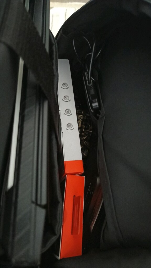 bilgisayar notebook sırt çantası. sıfır - 3