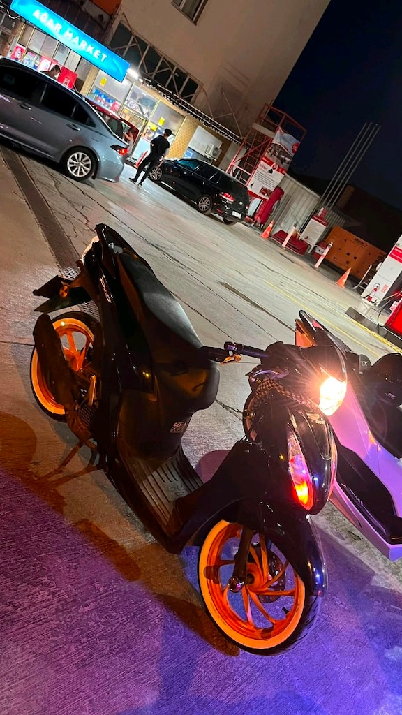 honda dio - 4