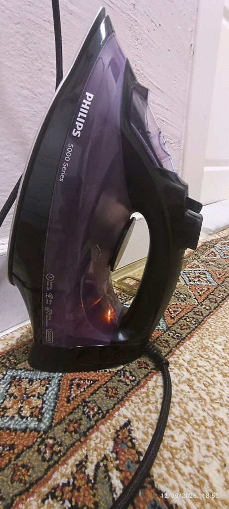Philips markalı ütü - 2