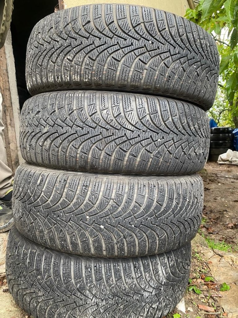 205/55 R 16 GOODYEAR KIŞLIK DOT3818 - 3