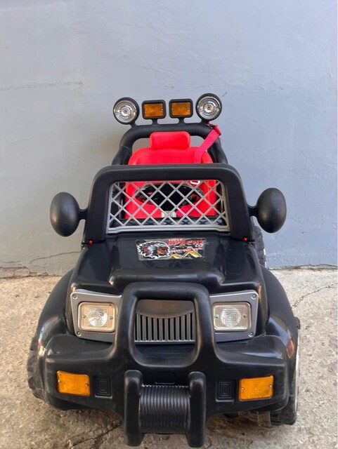 tertemiz akülü jeep tertemiz