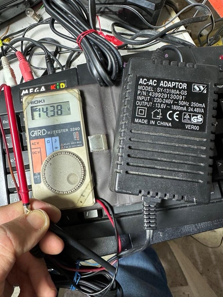Akülü çocuk arabası şarj adaptörü. - 8