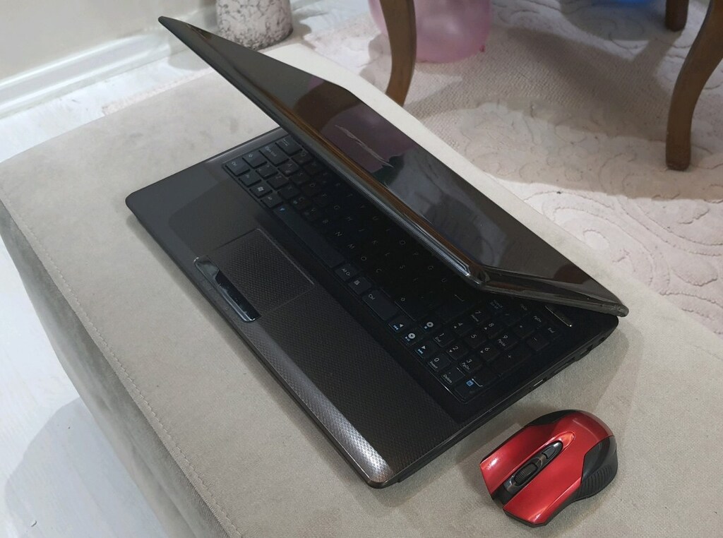 Sayfama Bakın... Güçlü Asus i5 2.67 ghz işlemci - SSD disk - 4