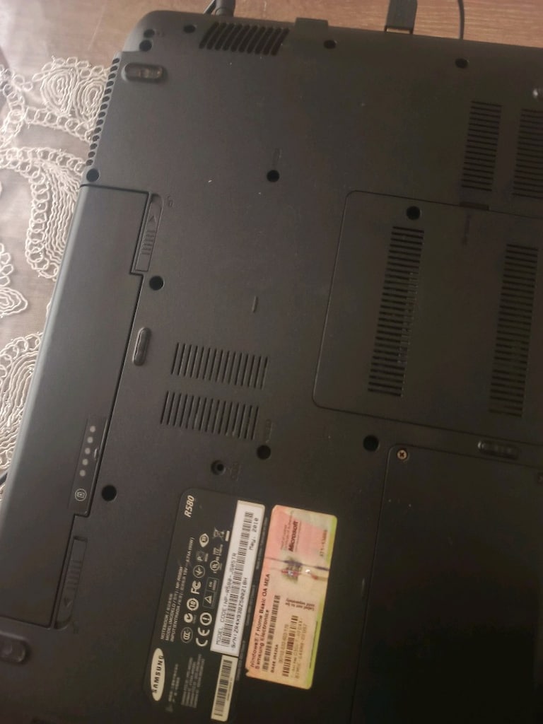 Samsung NP R580 - 3
