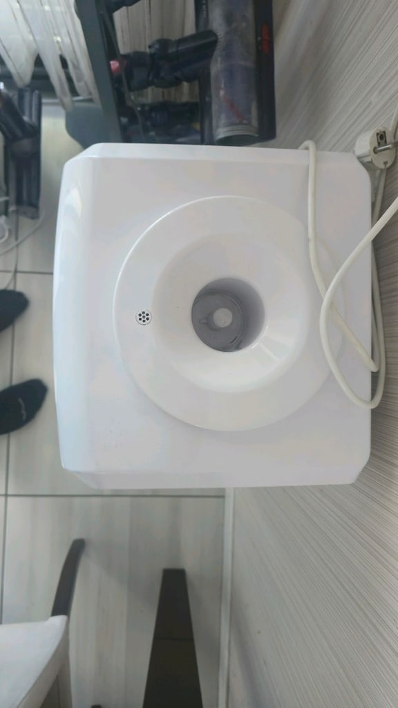 awox tron 3 musluklu su sebili. çok çok temiz. çok az kullanıldı. - 3