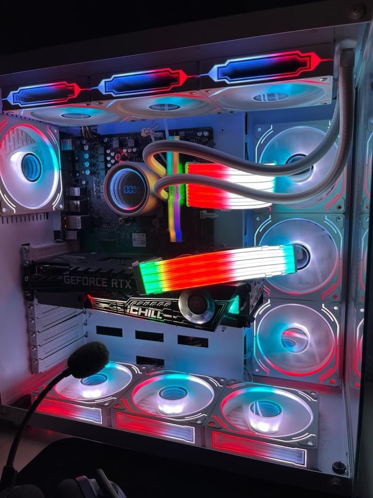 ÜST DÜZEY RTX 3080 Tİ 78003XD 32 gb 6000 ram - 8