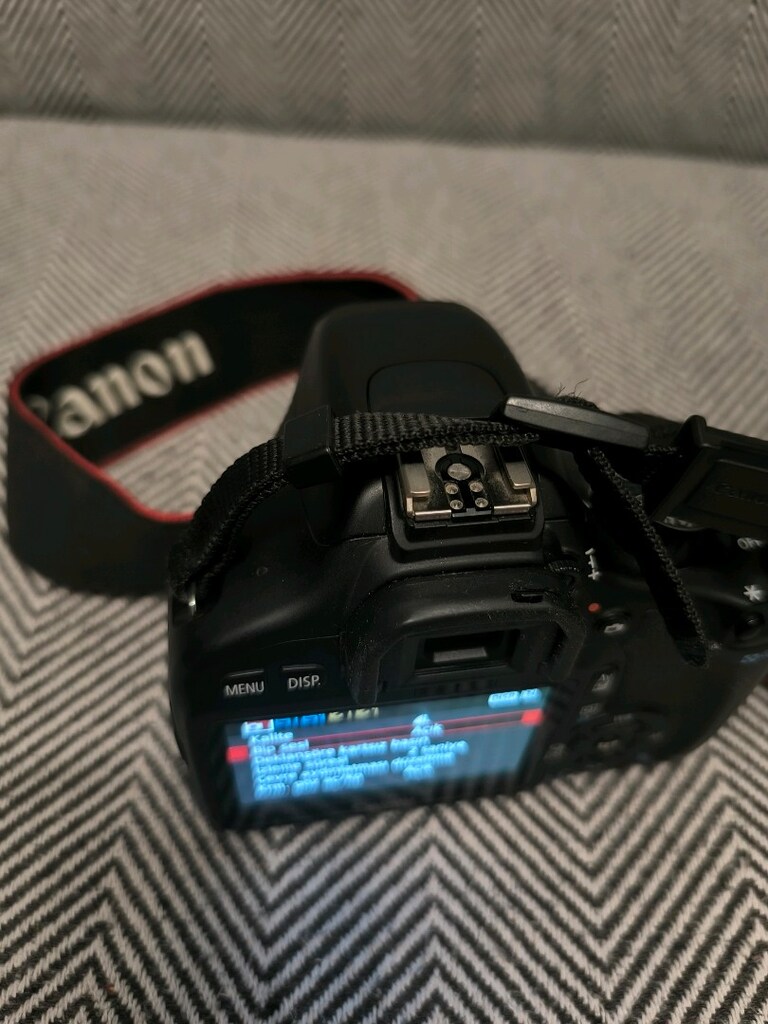 Canon 550D Fotoğraf Makinesi Seti - 9