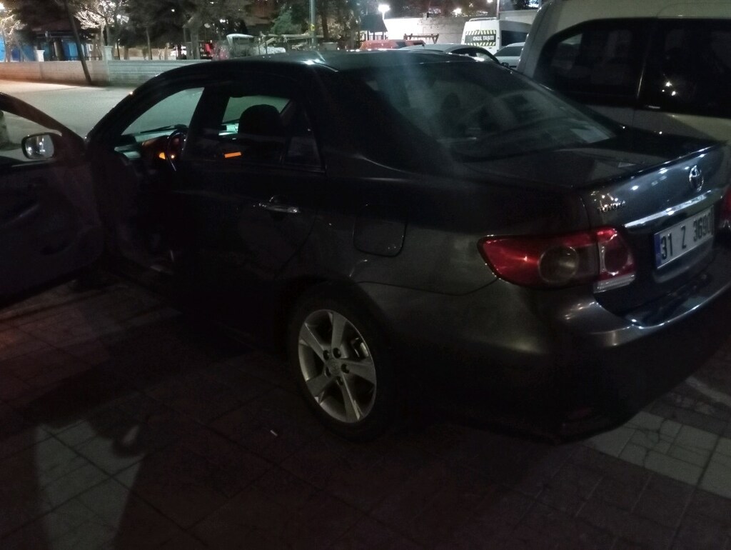 2011 Toyota Corolla 1.4 D-4D ELEGANT M/T - 16