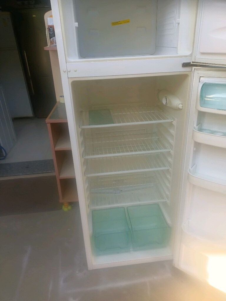 Arçelik küçük ebatlı temiz sorunsuz Buzdolabı - 7