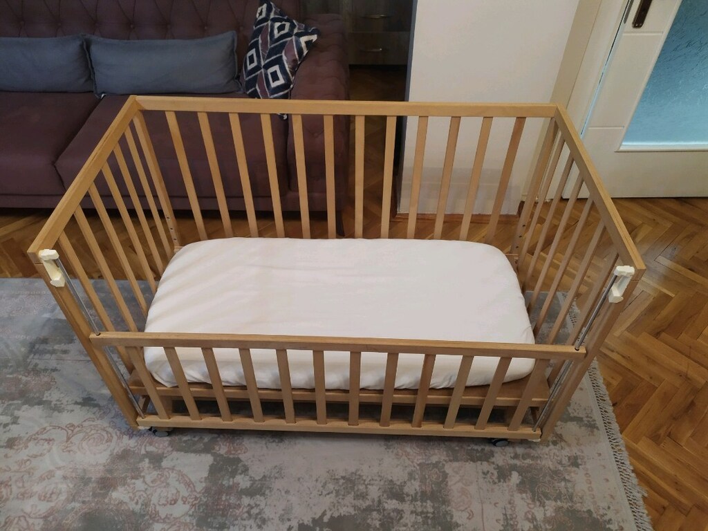Ahşap Bebek Beşiği - 2