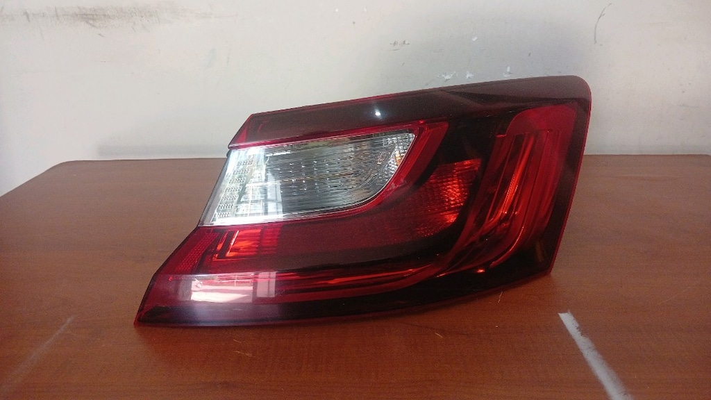 RENAULT MEGANE 4 SAĞ STOP ORJİNAL ÇIKMA HATASIZ KARGO OLUR - 2