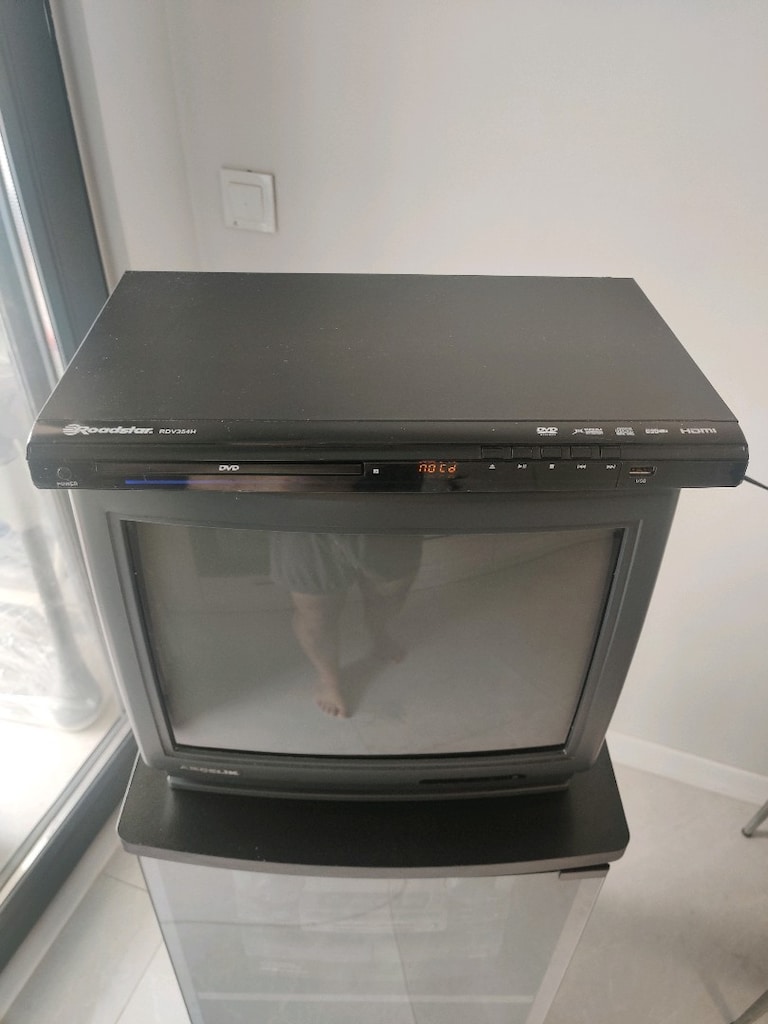 müzik kabini,TV,müzik seti,DVD player,resimli DVD kutusu - 4