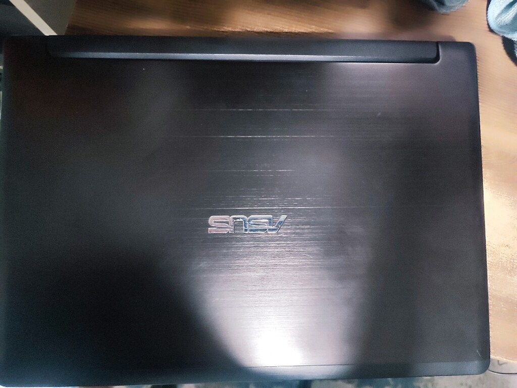 Asus laptop - 3