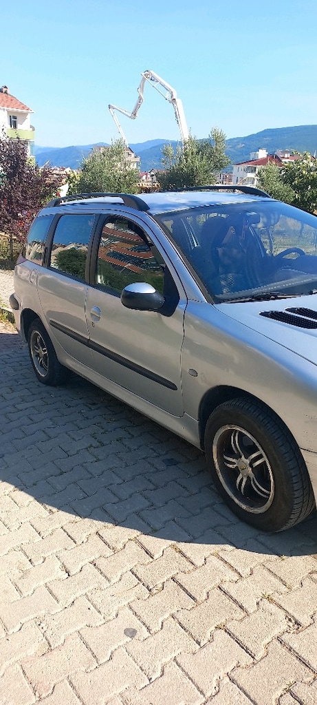 Peugeot 206 sw 1.4 hdi - 5