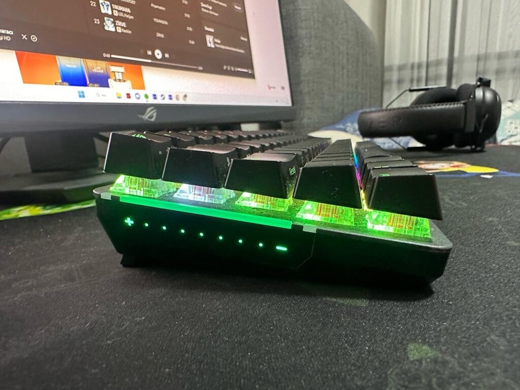Asus rog falchion wireless - 2