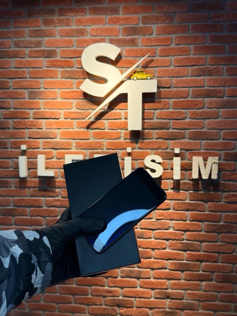TÜRKİYE SORUNSUZ SİYAH İPHONE 8 ST İLETİŞİM’DE - 2